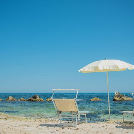 Hotel Riva Del Sole Giovinazzo Εξωτερικό φωτογραφία