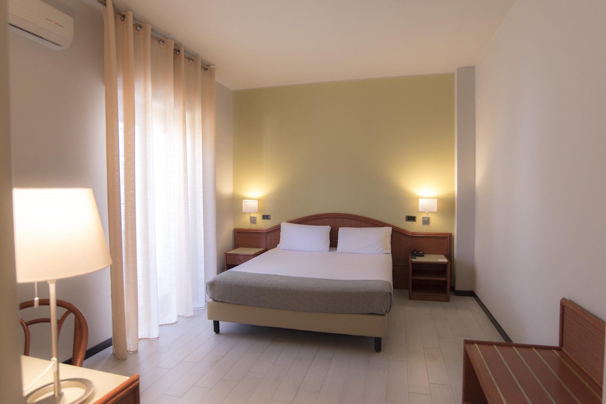 Hotel Riva Del Sole Giovinazzo Εξωτερικό φωτογραφία