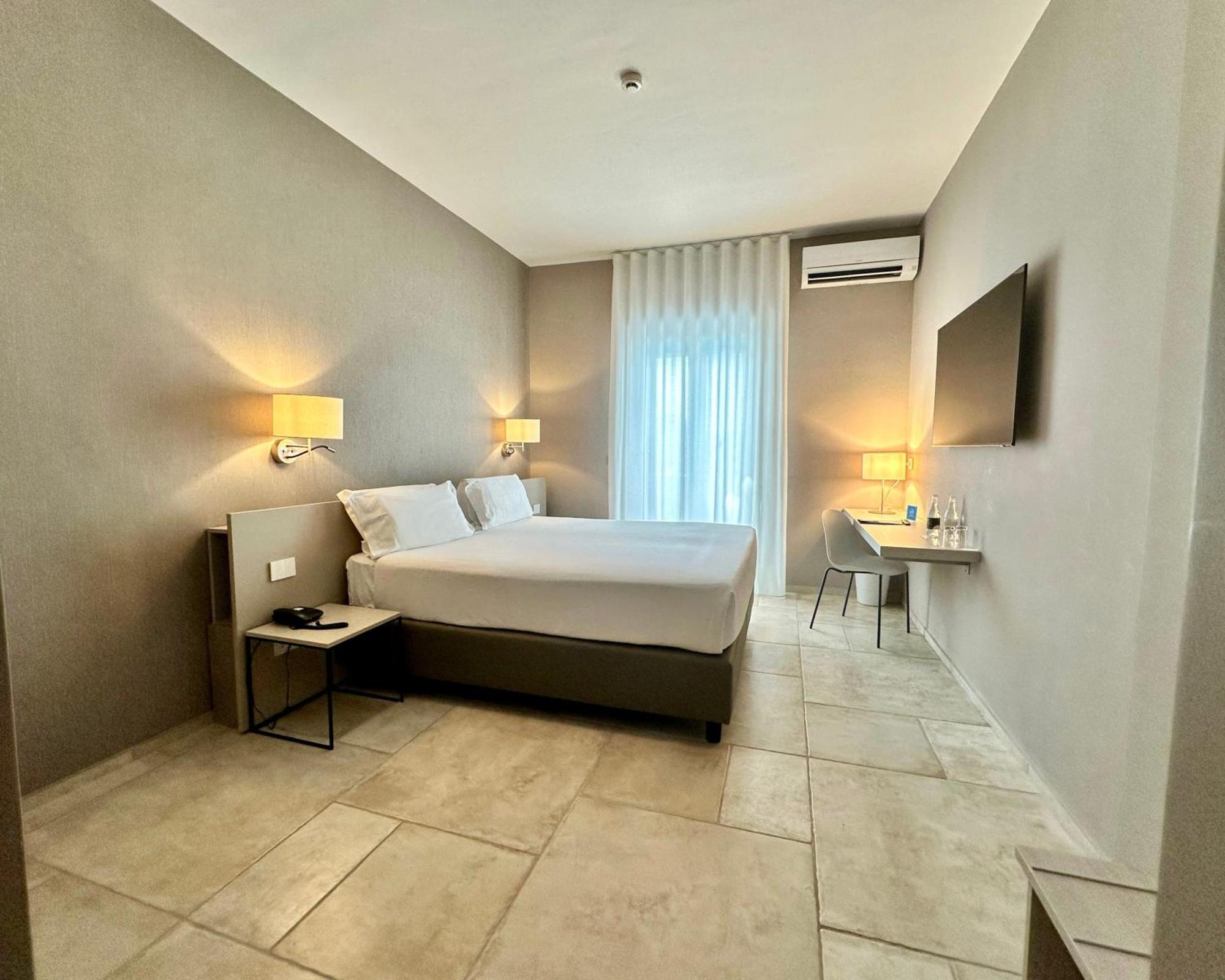 Hotel Riva Del Sole Giovinazzo Εξωτερικό φωτογραφία