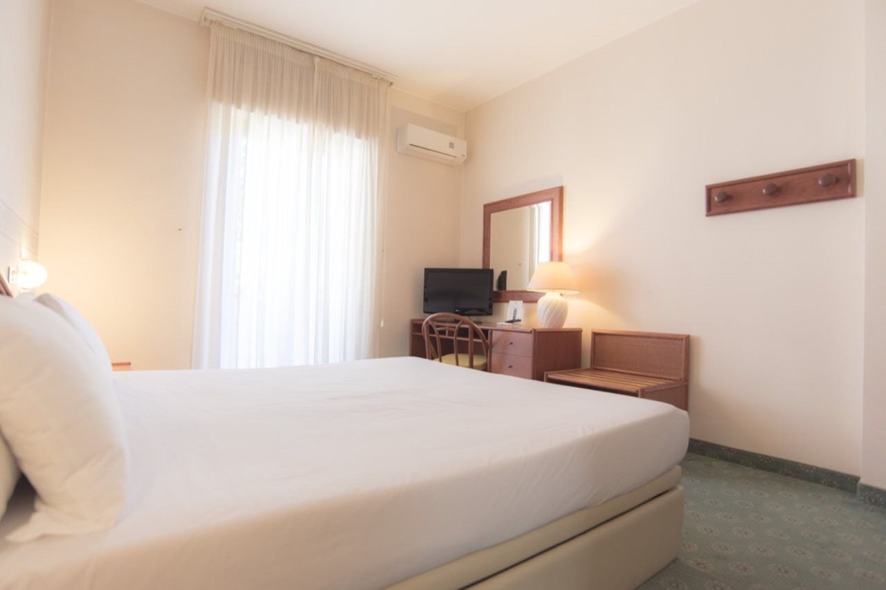 Hotel Riva Del Sole Giovinazzo Εξωτερικό φωτογραφία